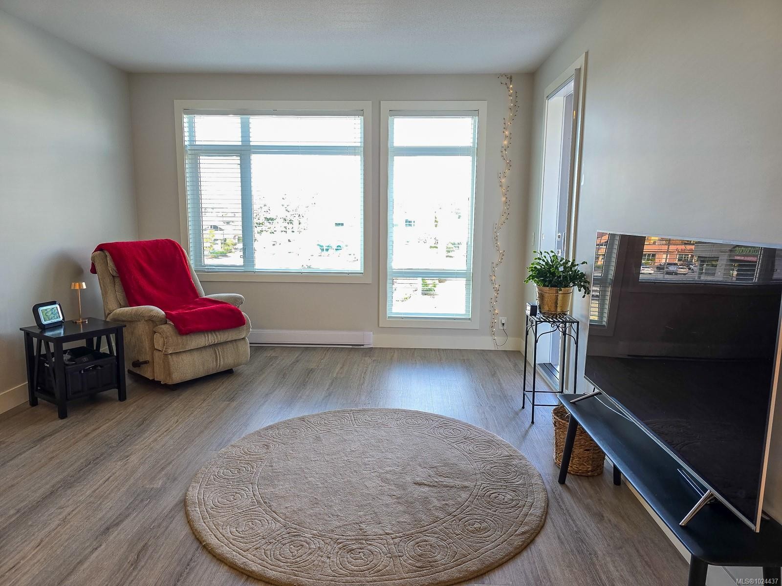 









6544


Metral

Dr, 204,
Nanaimo,




BC
V9T 2L8

