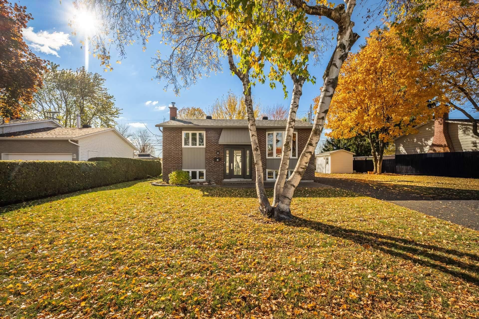 









86


Rue Deslauriers

,
Beloeil,




QC
J3G3E1

