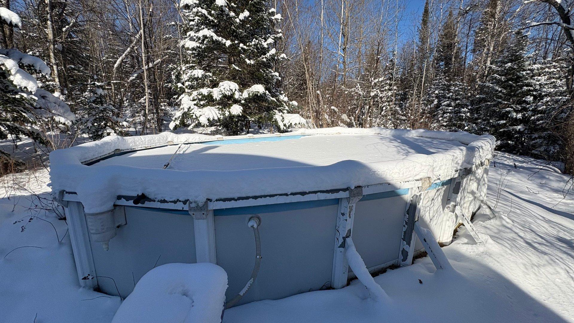 









1705


Route 210

,
Newport,







QC
J0B3A0

