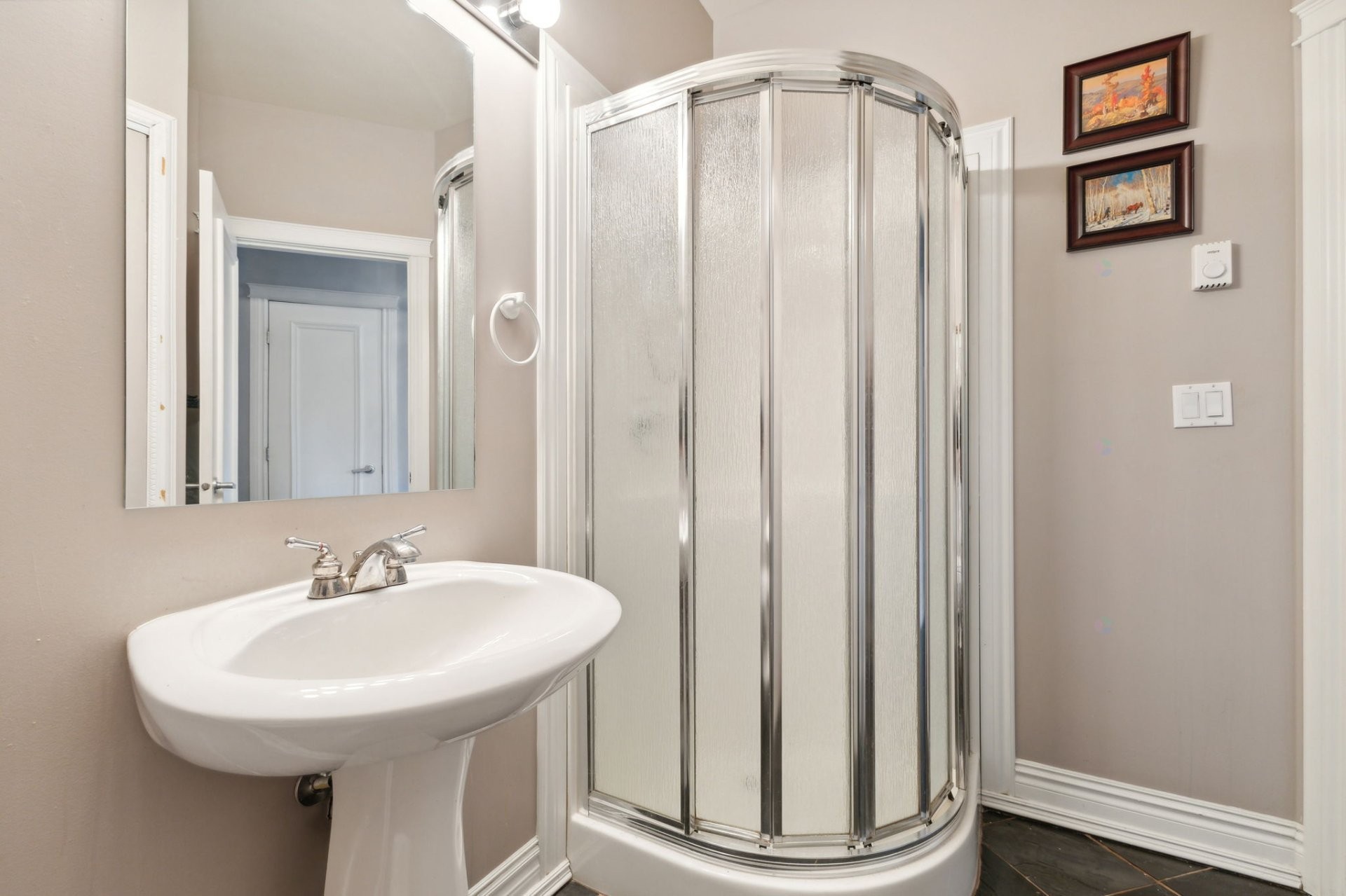 









100


Ch. Fraser

, 201,
Gatineau (Aylmer),




QC
J9H7S9

