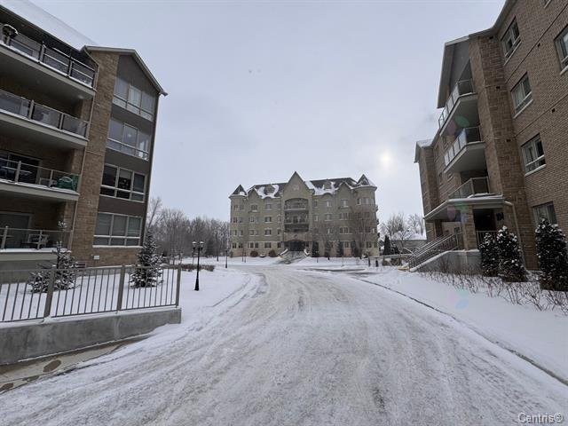 









100


Ch. Fraser

, 201,
Gatineau (Aylmer),




QC
J9H7S9

