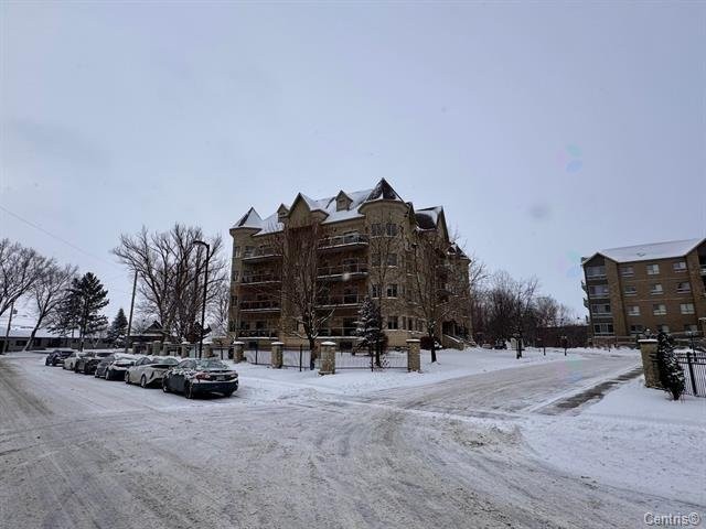 









100


Ch. Fraser

, 201,
Gatineau (Aylmer),




QC
J9H7S9

