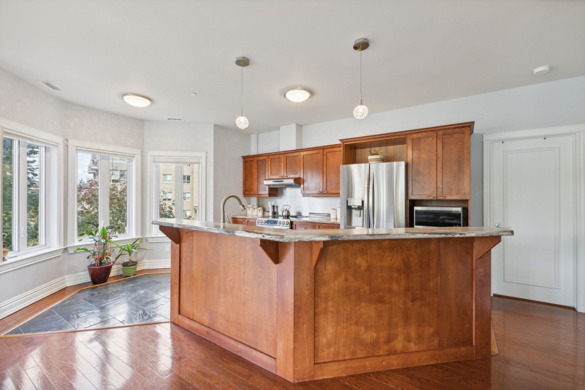 









100


Ch. Fraser

, 201,
Gatineau (Aylmer),




QC
J9H7S9

