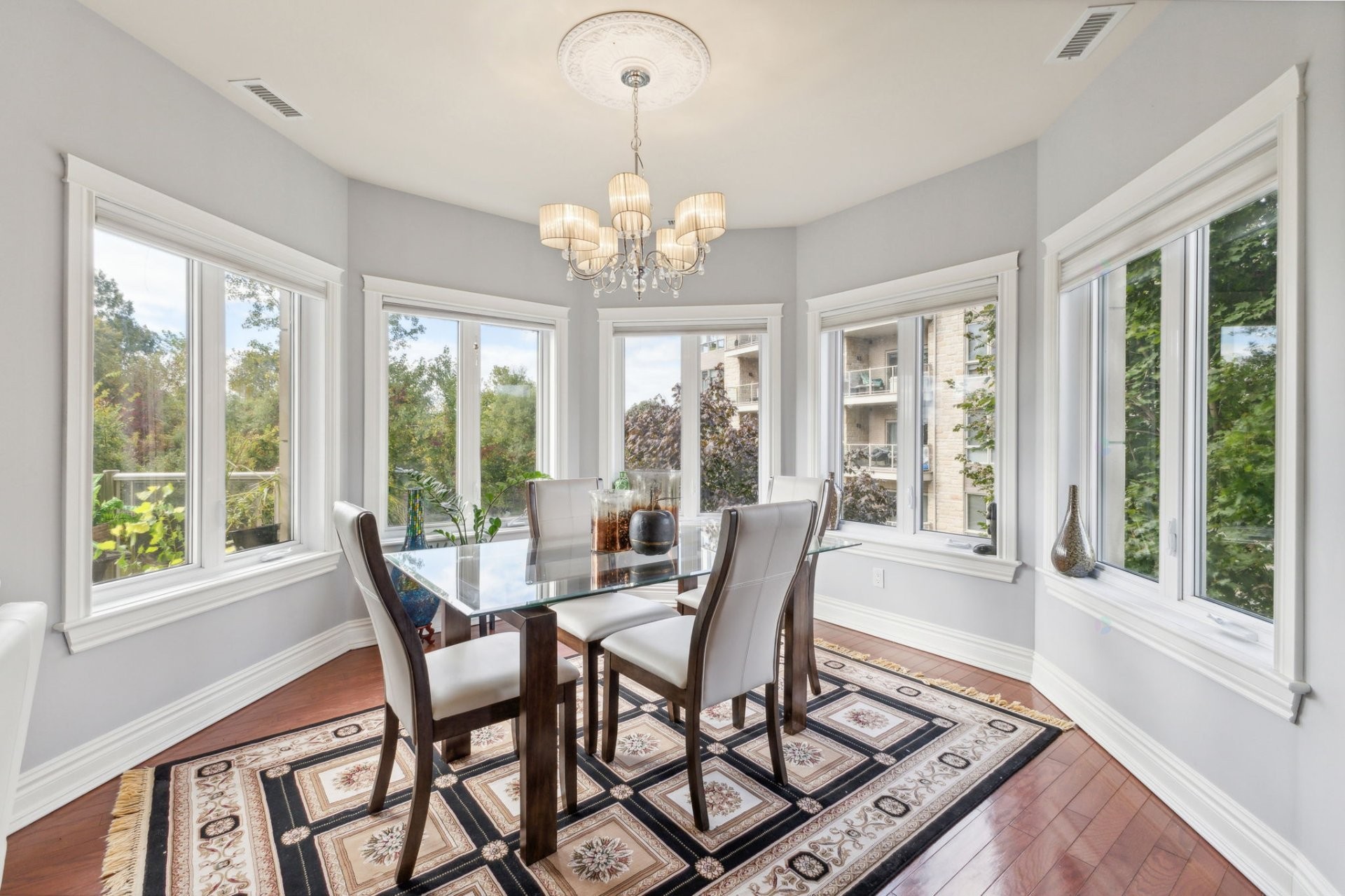 









100


Ch. Fraser

, 201,
Gatineau (Aylmer),




QC
J9H7S9

