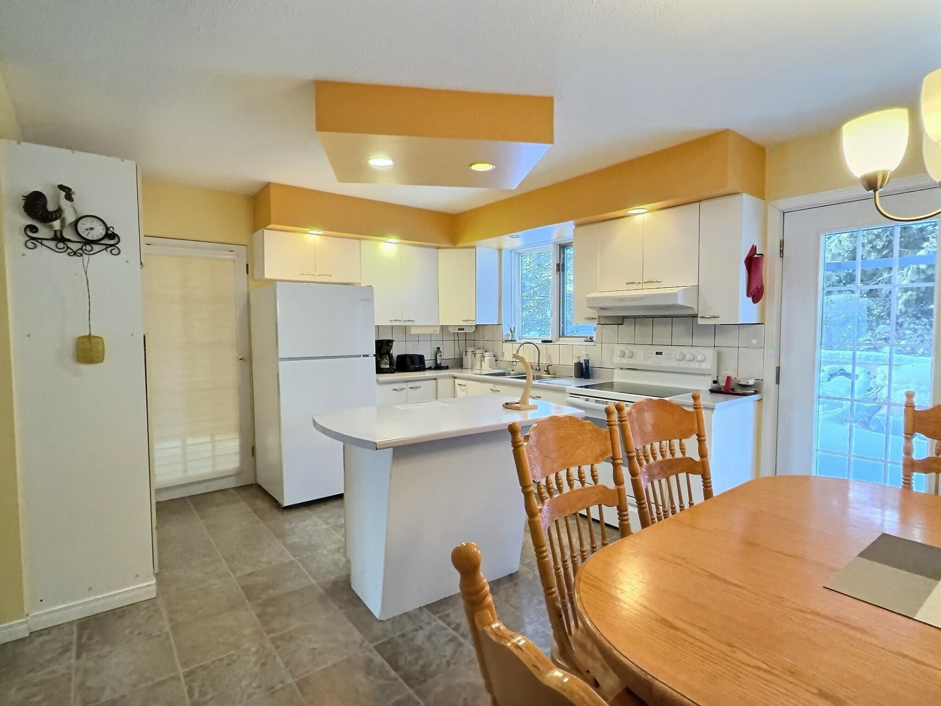 









43


Rue St-André

,
Ville-Marie,




QC
J9V1Z5

