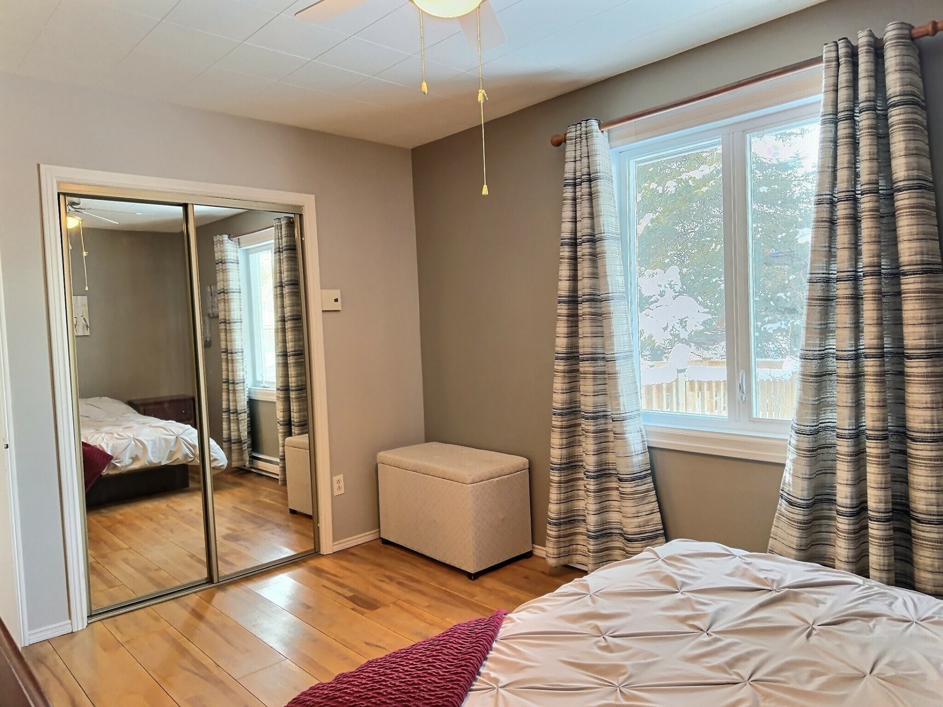 









43


Rue St-André

,
Ville-Marie,




QC
J9V1Z5

