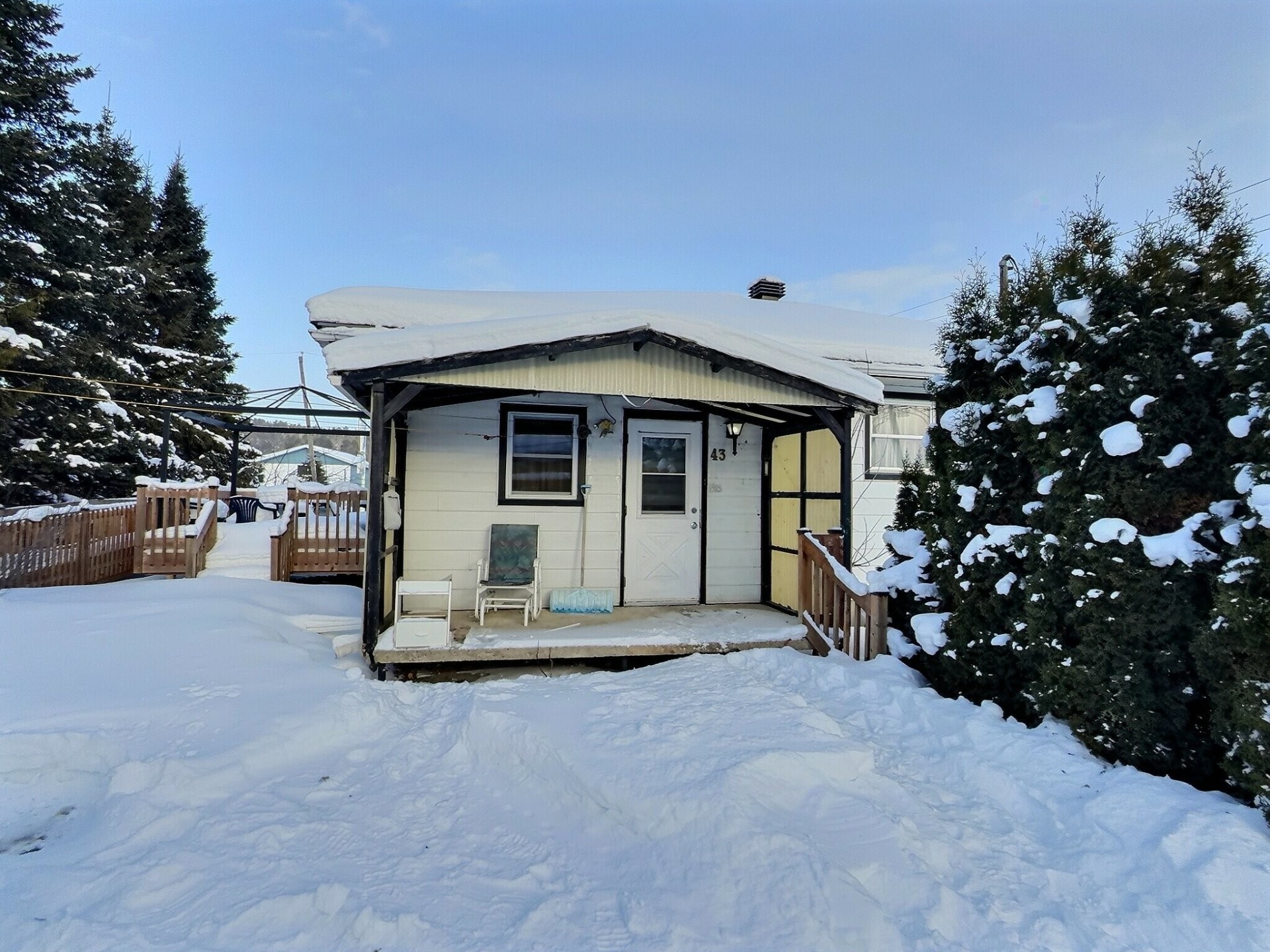









43


Rue St-André

,
Ville-Marie,




QC
J9V1Z5

