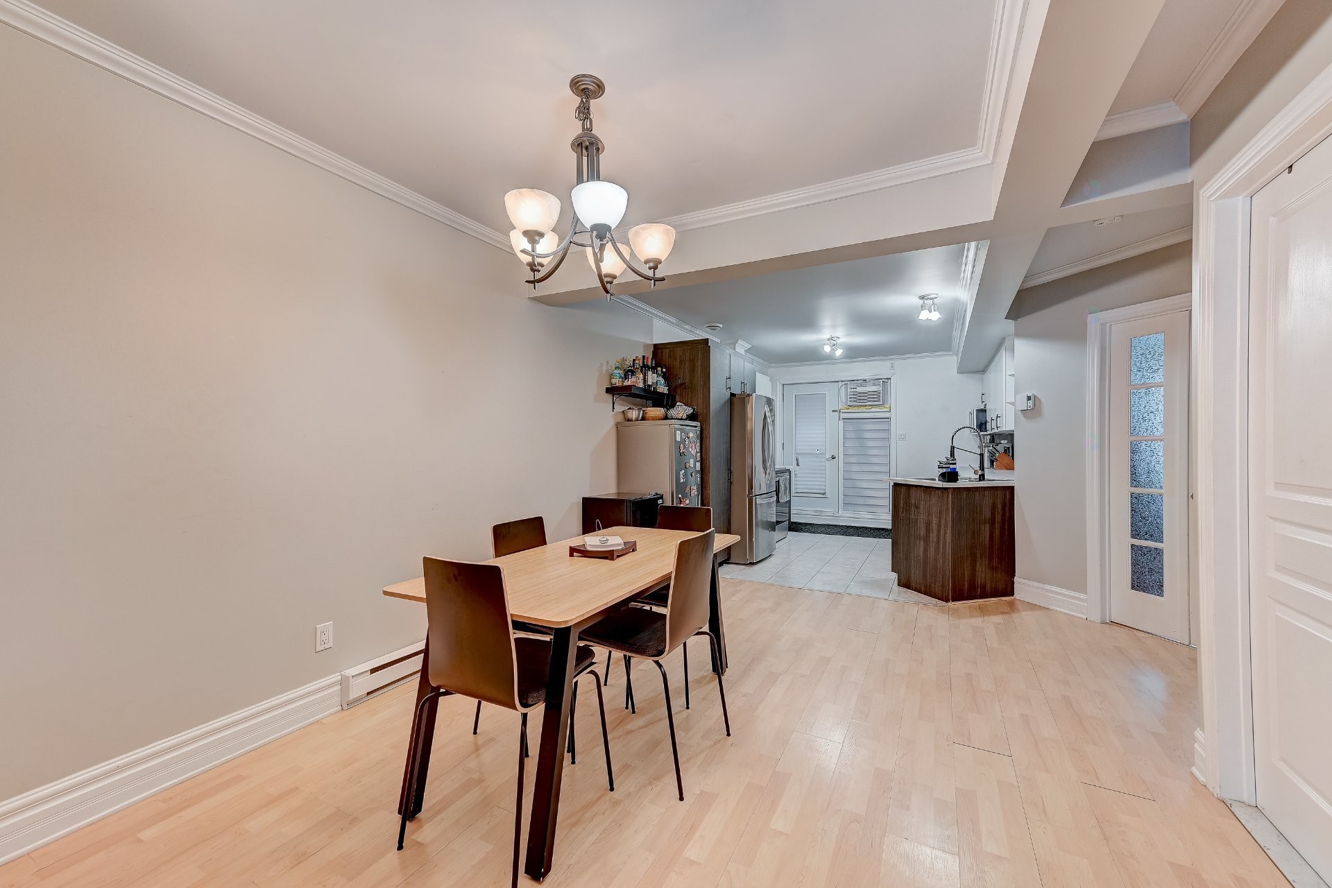 









19


Av. Papineau

, 1,
Candiac,




QC
J5R5S8

