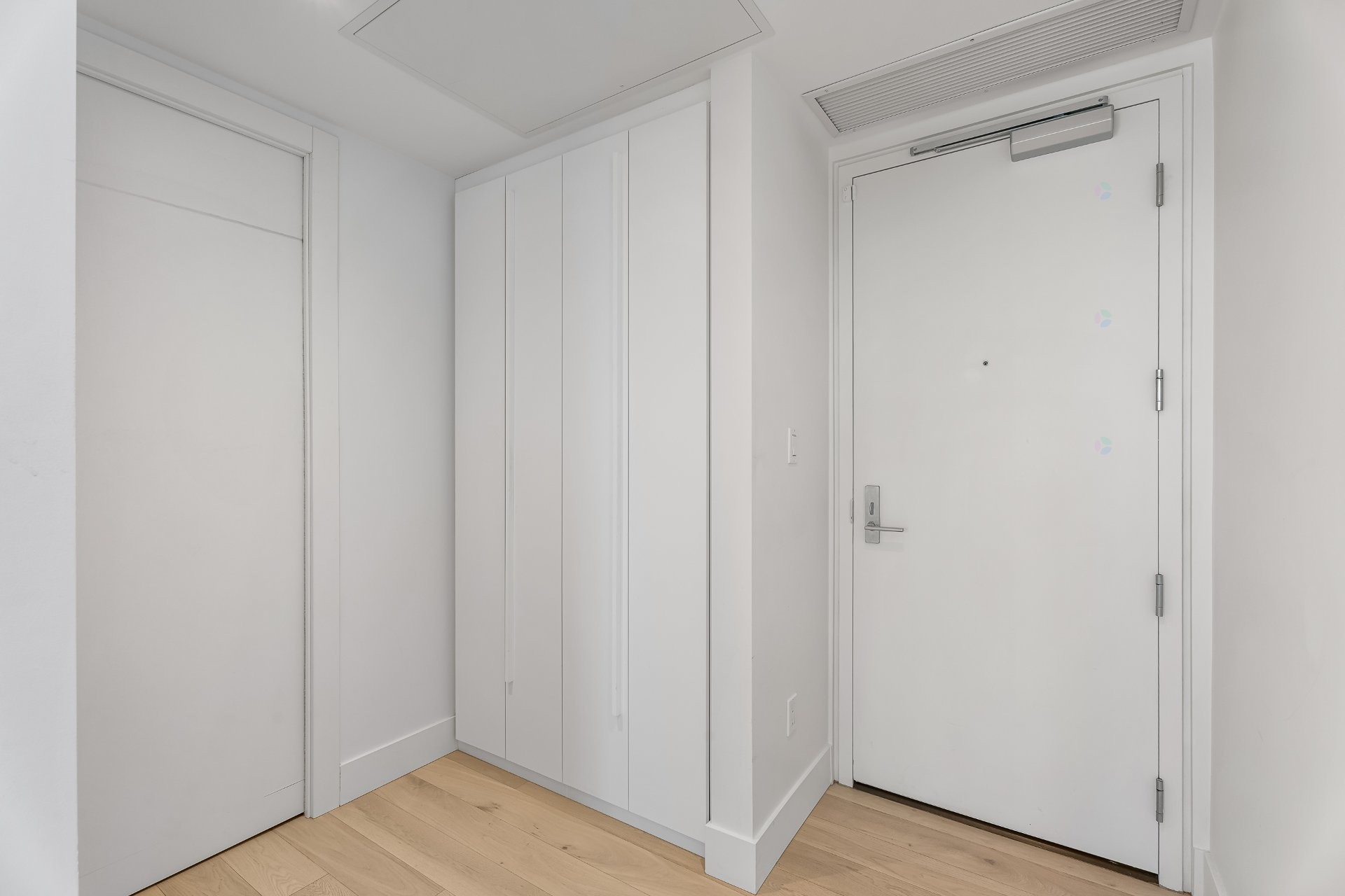 









900


Rue André-Prévost

, 506,
Montréal (Verdun/Île-des-Soeurs),




QC
H3E0E6

