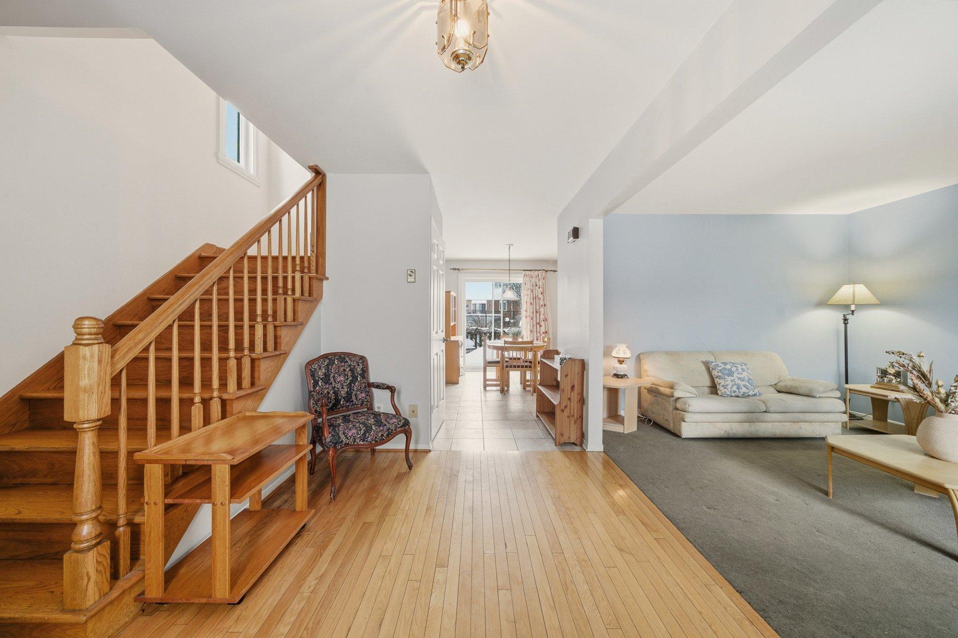 









581


Rue Henri-De Tonti

,
Boucherville,




QC
J4B6Y9

