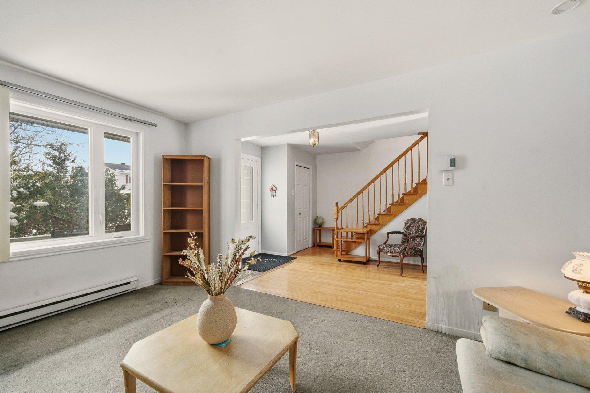 









581


Rue Henri-De Tonti

,
Boucherville,




QC
J4B6Y9

