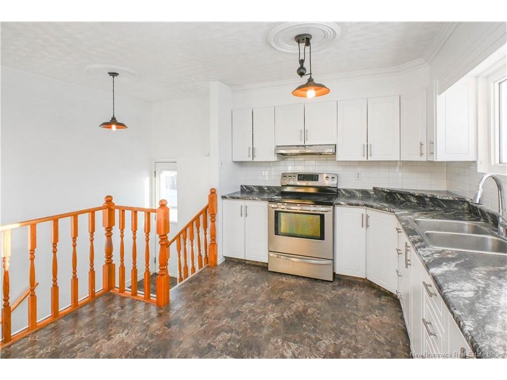 









23


Saint-Simon

RD,
Caraquet,




NB
E1W 1B3

