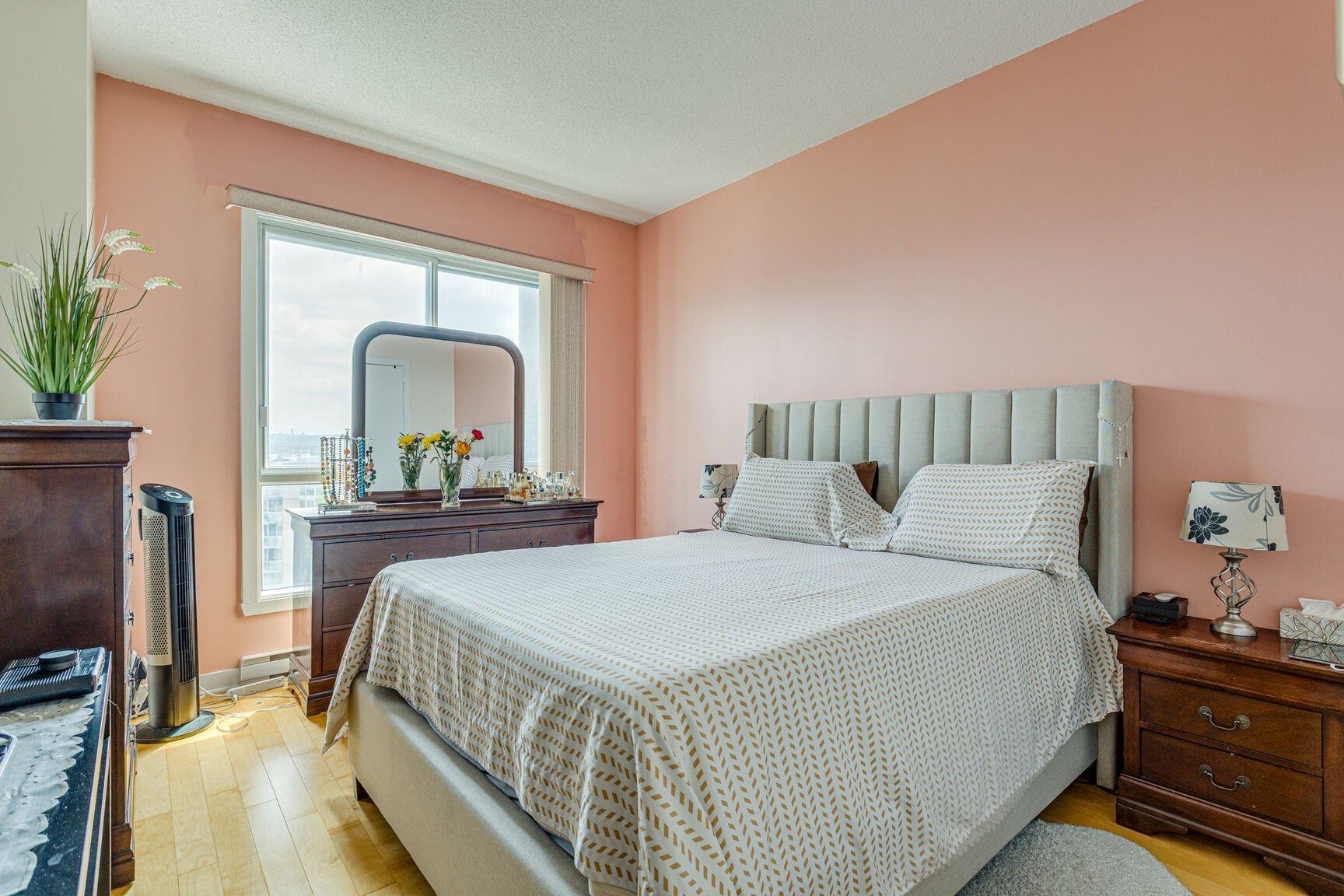 









10150


Place de l'Acadie

, 1409,
Montréal (Ahuntsic-Cartierville),




QC
H4N0C5

