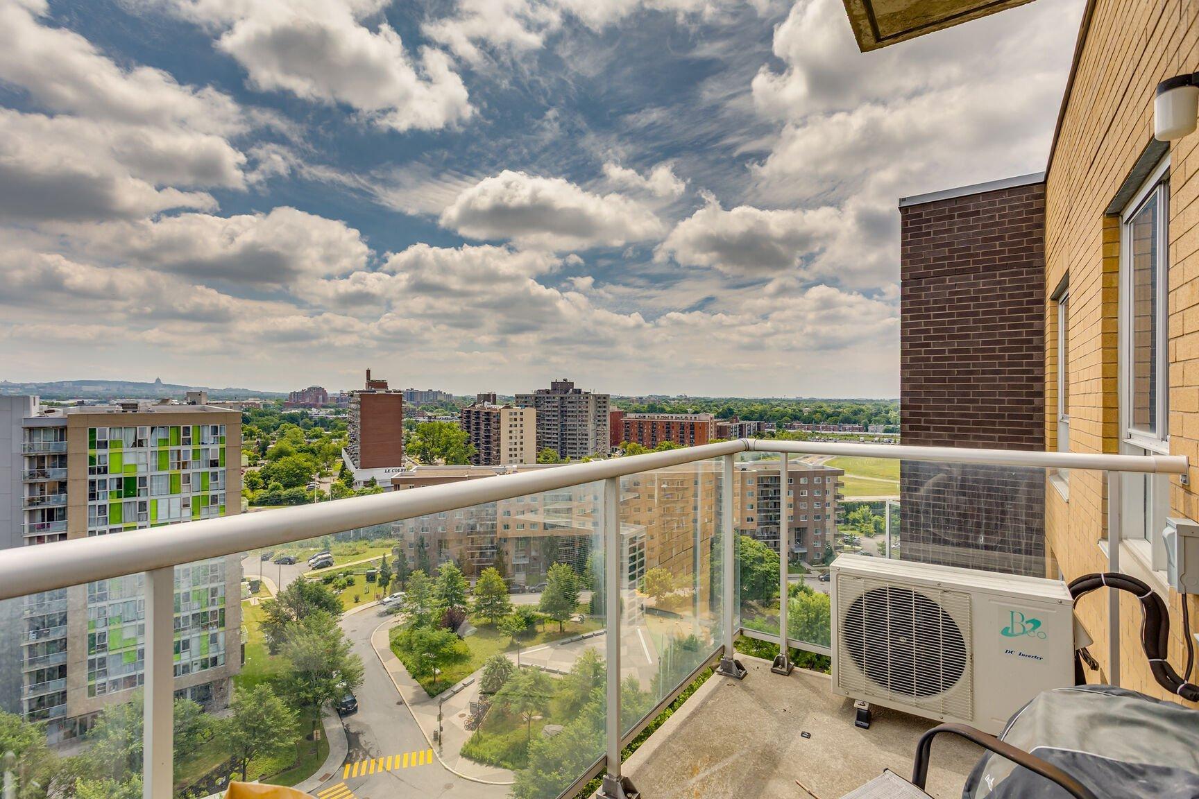 









10150


Place de l'Acadie

, 1409,
Montréal (Ahuntsic-Cartierville),




QC
H4N0C5

