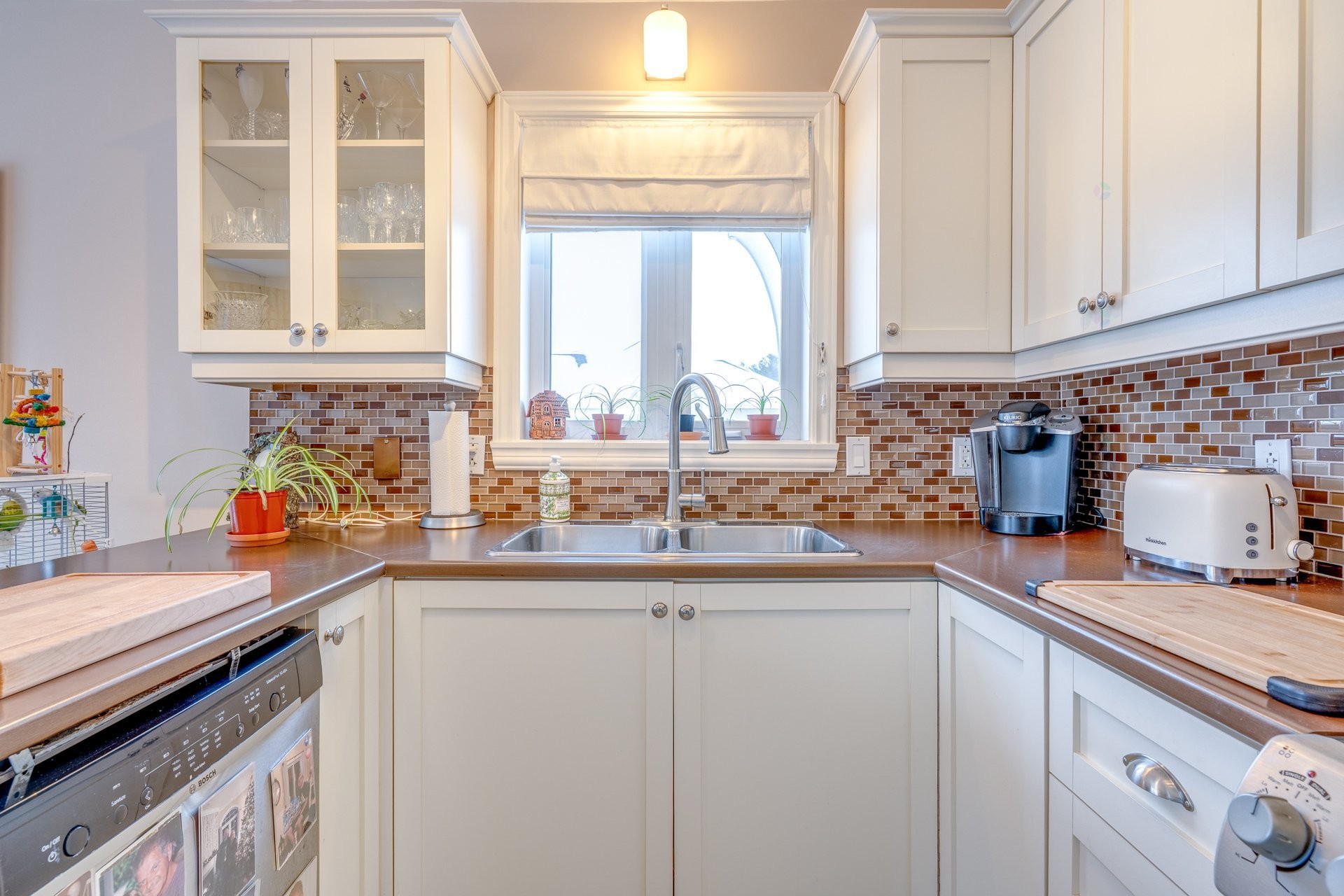 









2460


Boul. Lafontaine

, 401,
Saint-Jérôme,




QC
J7Y5L2

