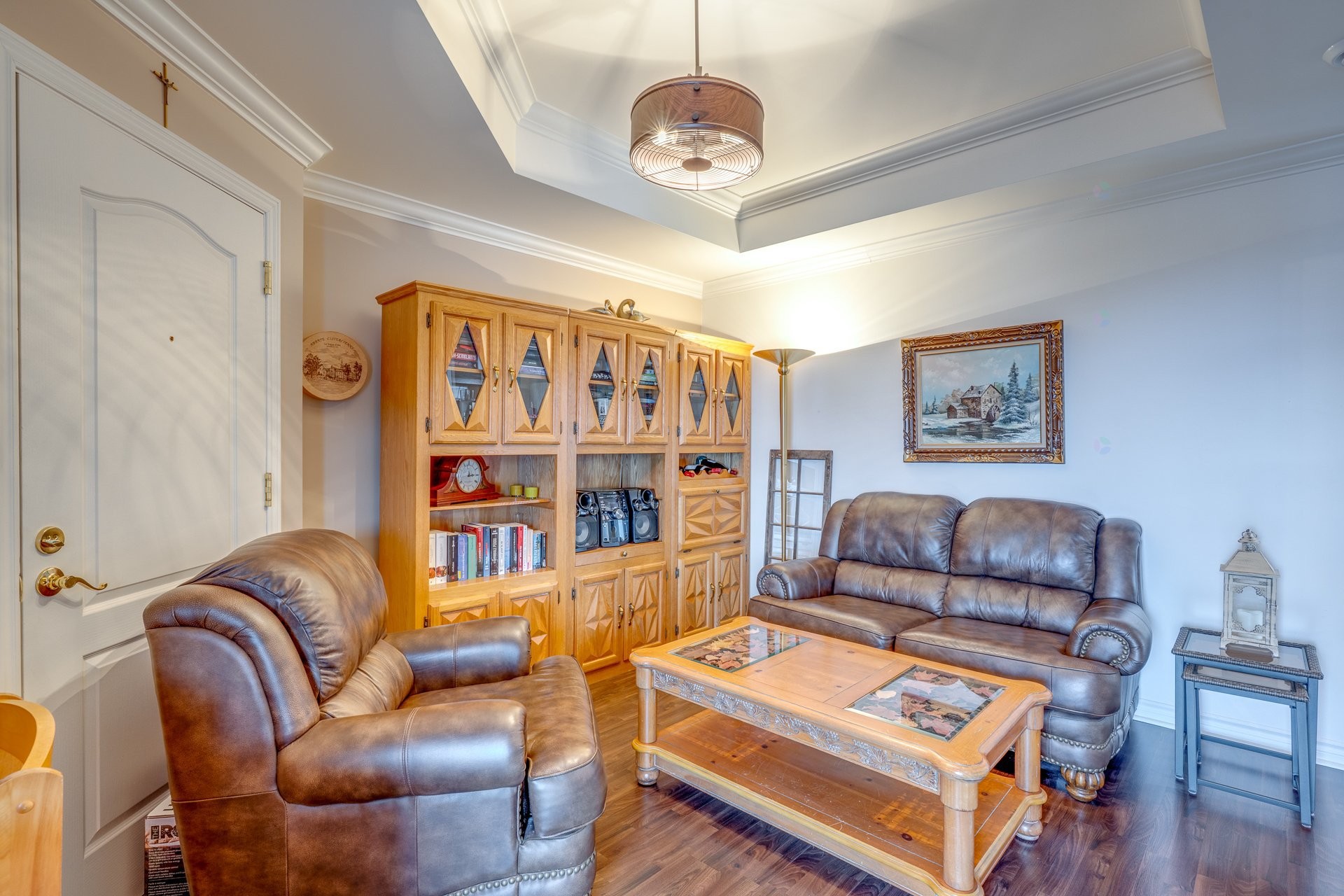 









2460


Boul. Lafontaine

, 401,
Saint-Jérôme,




QC
J7Y5L2

