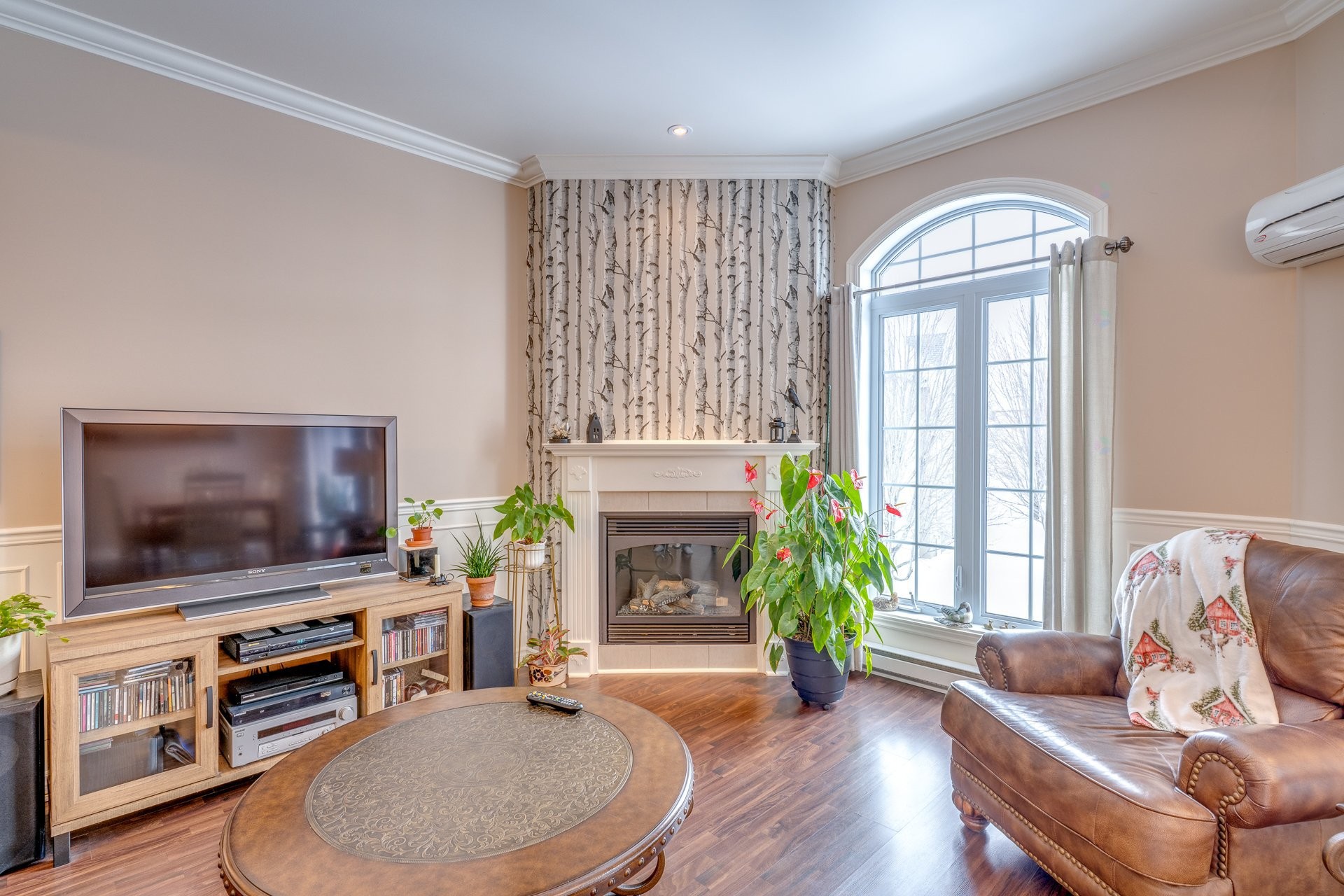 









2460


Boul. Lafontaine

, 401,
Saint-Jérôme,




QC
J7Y5L2

