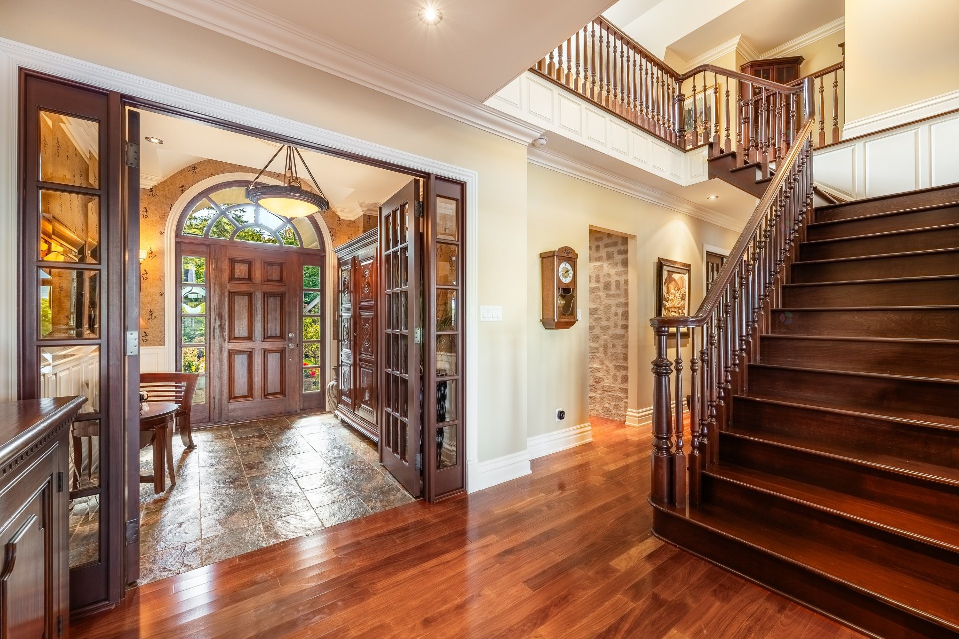 









20


Rue De Richelieu

,
Chambly,




QC
J3L2B9

