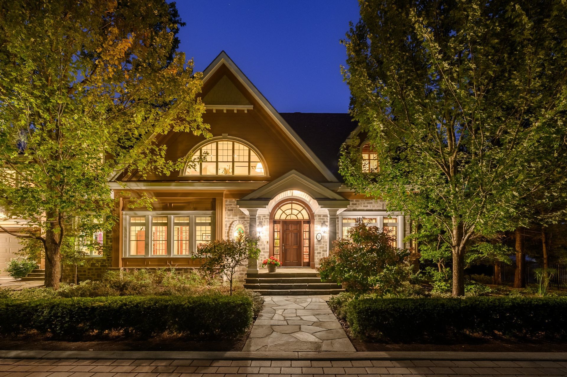 









20


Rue De Richelieu

,
Chambly,




QC
J3L2B9

