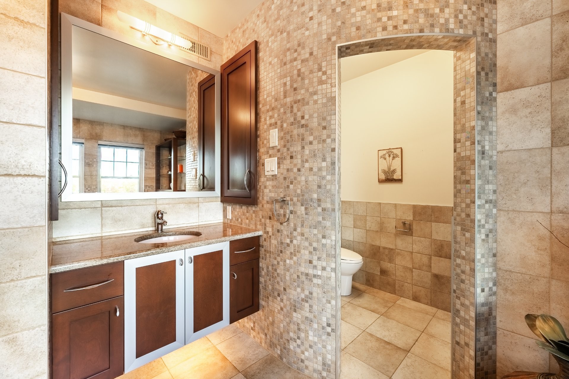 









20


Rue De Richelieu

,
Chambly,




QC
J3L2B9

