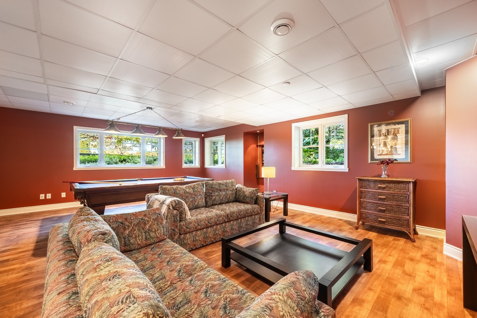 









20


Rue De Richelieu

,
Chambly,




QC
J3L2B9

