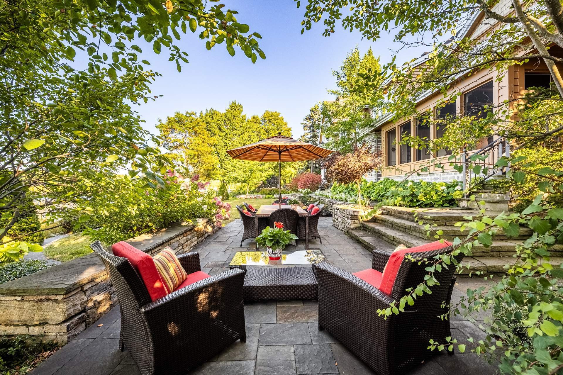 









20


Rue De Richelieu

,
Chambly,




QC
J3L2B9

