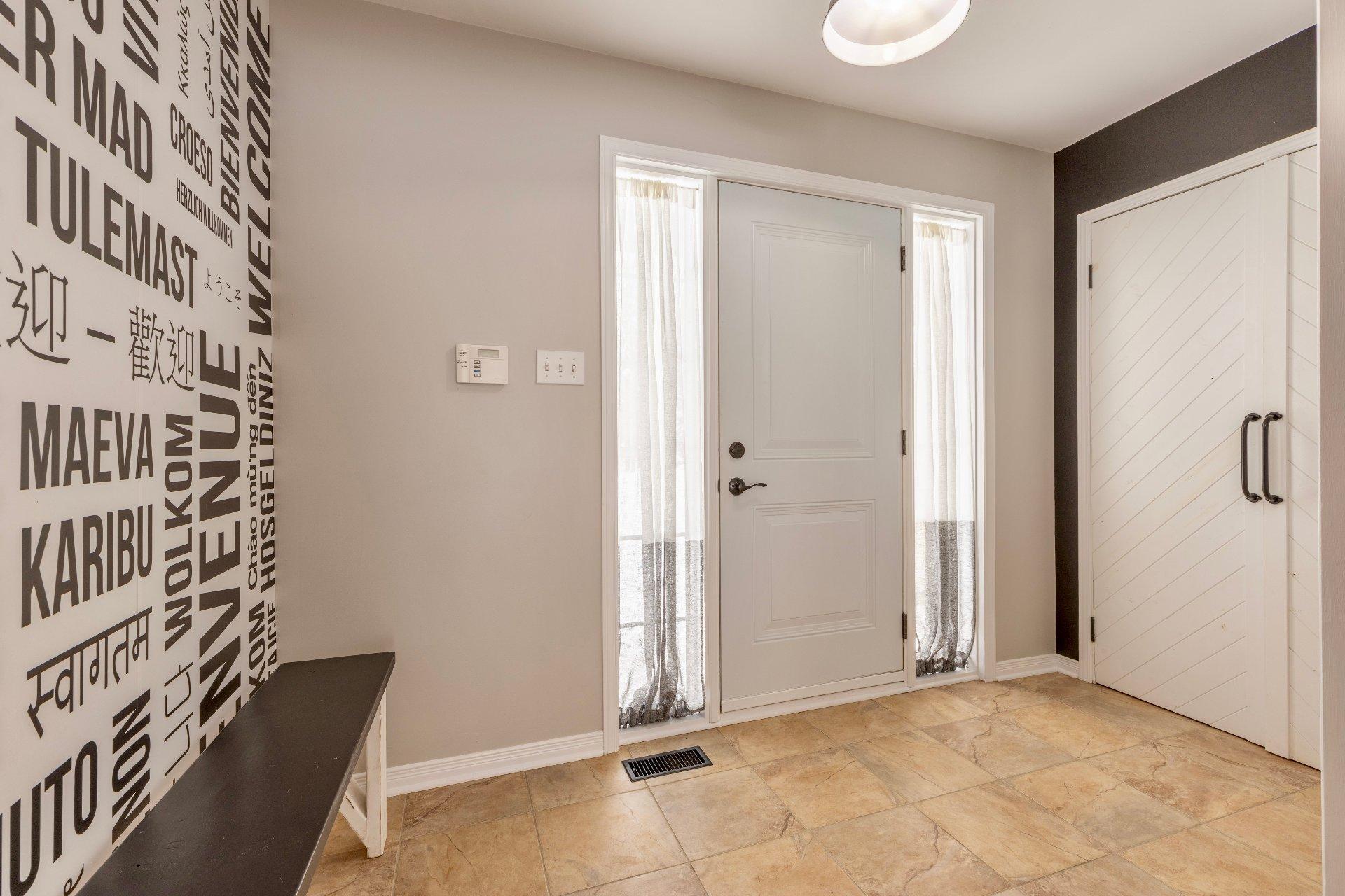 









1923


Rue du Patrimoine

,
Saint-Lazare,




QC
J7T3K5

