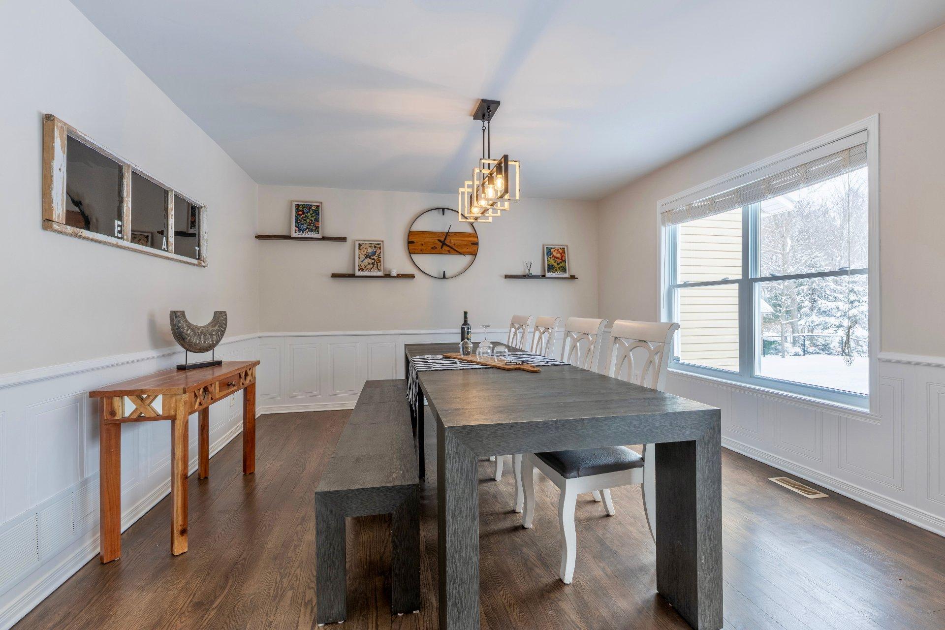 









1923


Rue du Patrimoine

,
Saint-Lazare,




QC
J7T3K5

