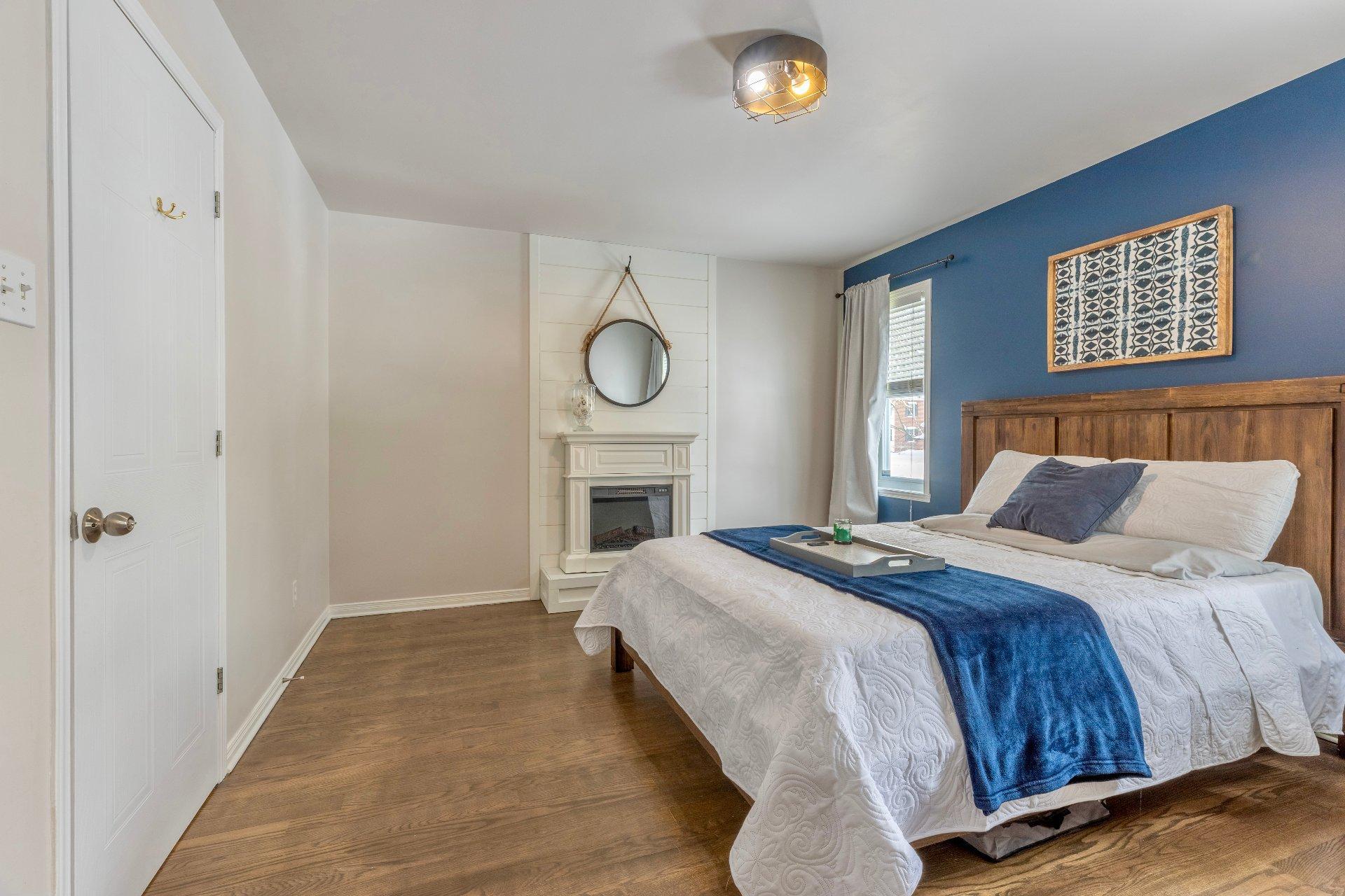 









1923


Rue du Patrimoine

,
Saint-Lazare,




QC
J7T3K5

