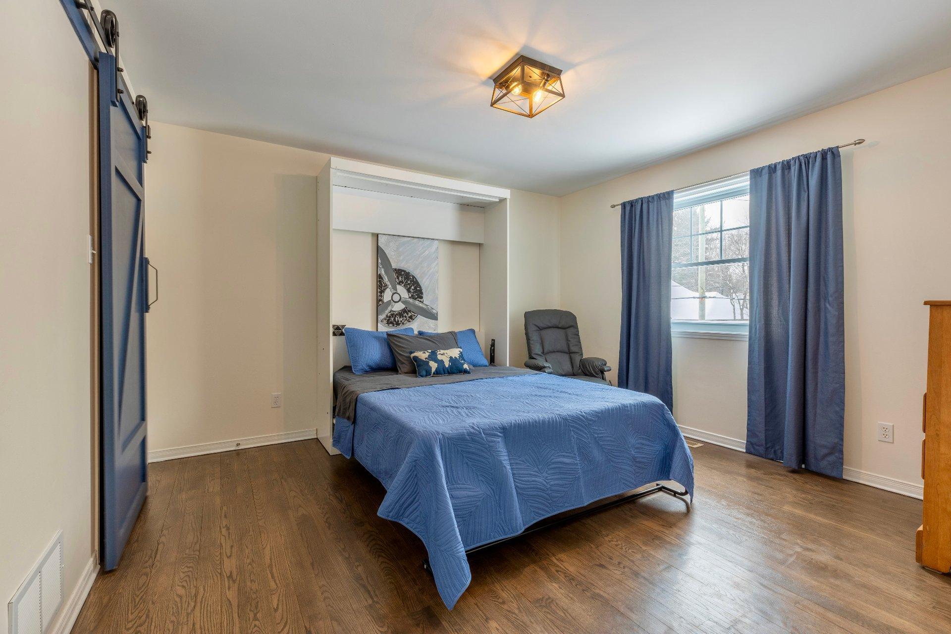 









1923


Rue du Patrimoine

,
Saint-Lazare,




QC
J7T3K5

