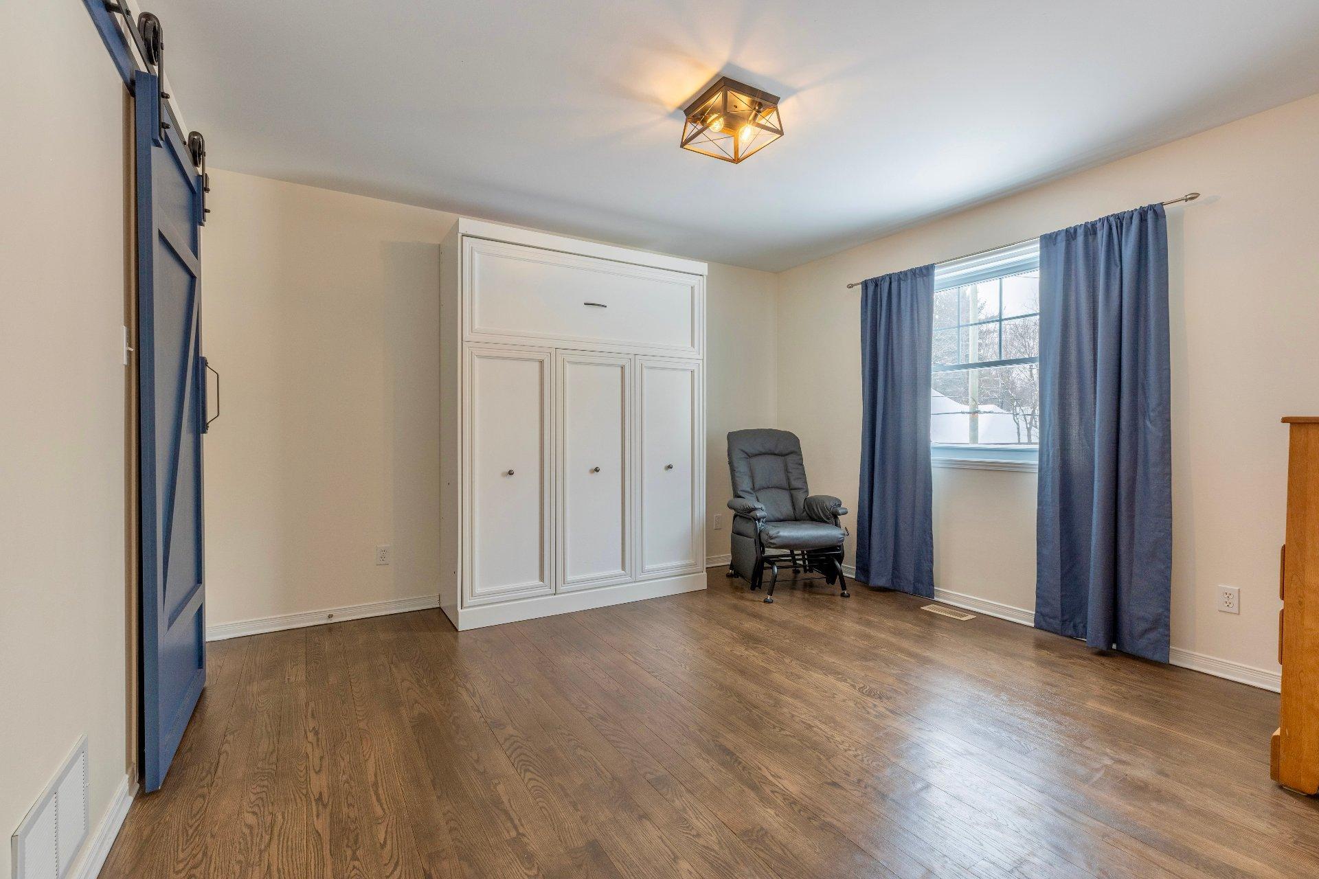 









1923


Rue du Patrimoine

,
Saint-Lazare,




QC
J7T3K5

