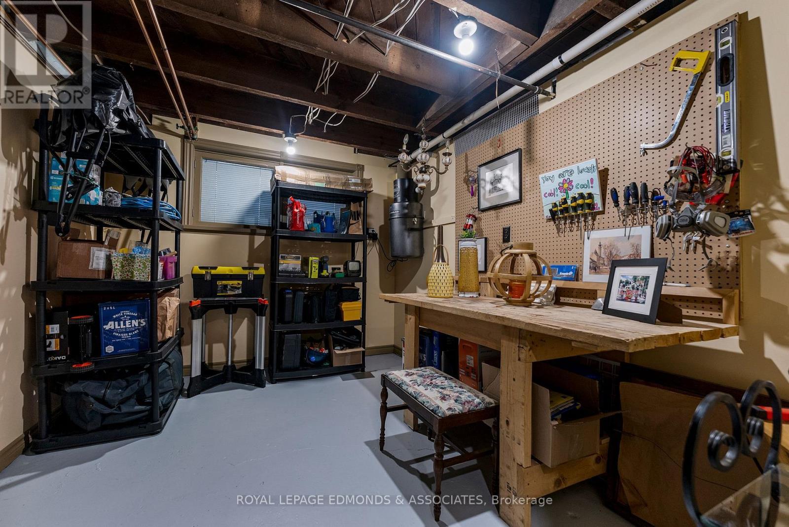 












307 MAPLE AVENUE

,
Pembroke,




Ontario
K8A1L8

