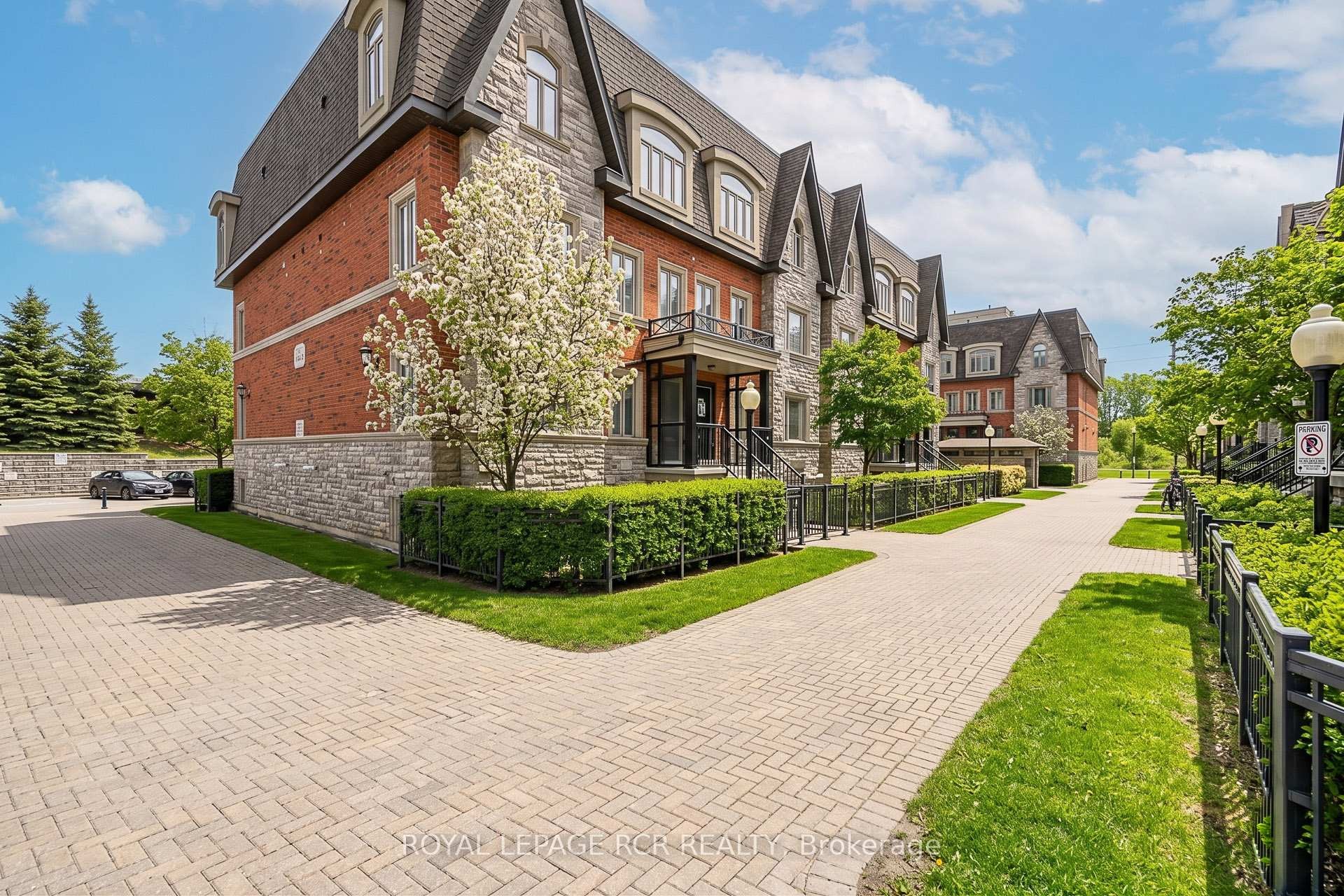 









326


John

Street, 138,
Markham,




ON
L3T 0B1

