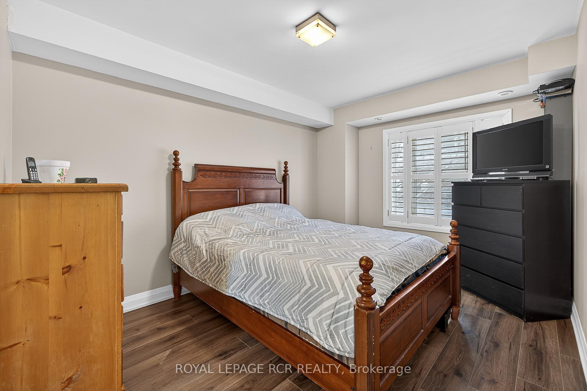 









326


John

Street, 138,
Markham,




ON
L3T 0B1

