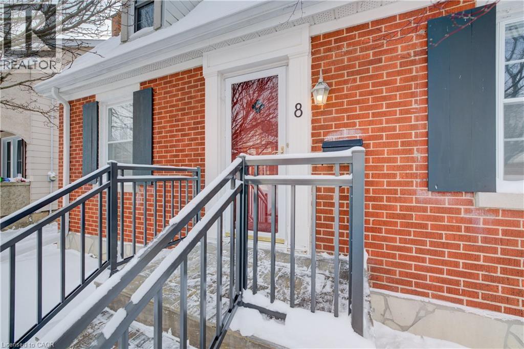 












8 LOWREY Avenue S

,
Cambridge,




Ontario
N1R4Z1

