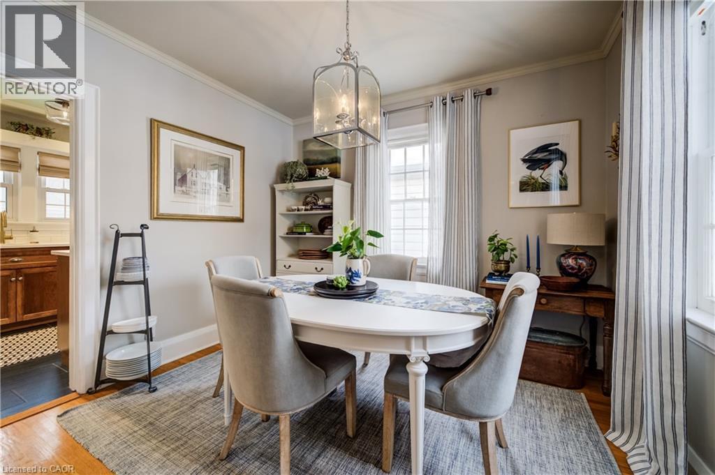 












8 LOWREY Avenue S

,
Cambridge,




Ontario
N1R4Z1

