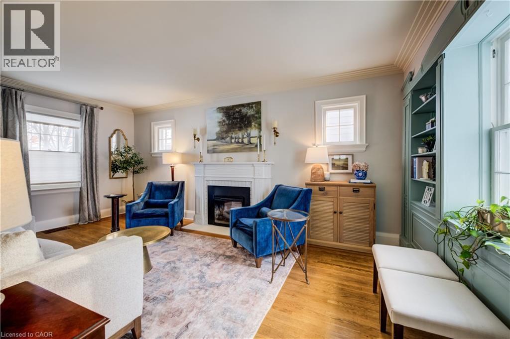 












8 LOWREY Avenue S

,
Cambridge,




Ontario
N1R4Z1

