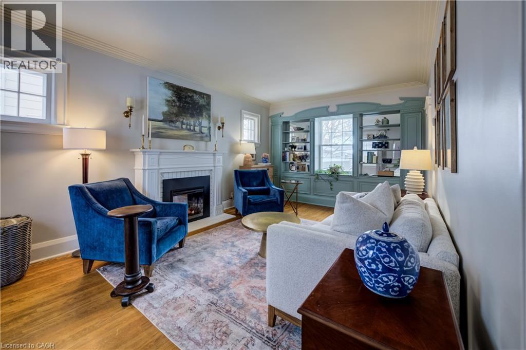 












8 LOWREY Avenue S

,
Cambridge,




Ontario
N1R4Z1

