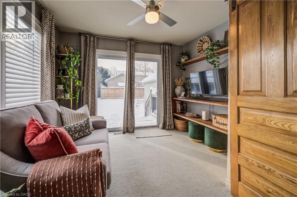 












8 LOWREY Avenue S

,
Cambridge,




Ontario
N1R4Z1

