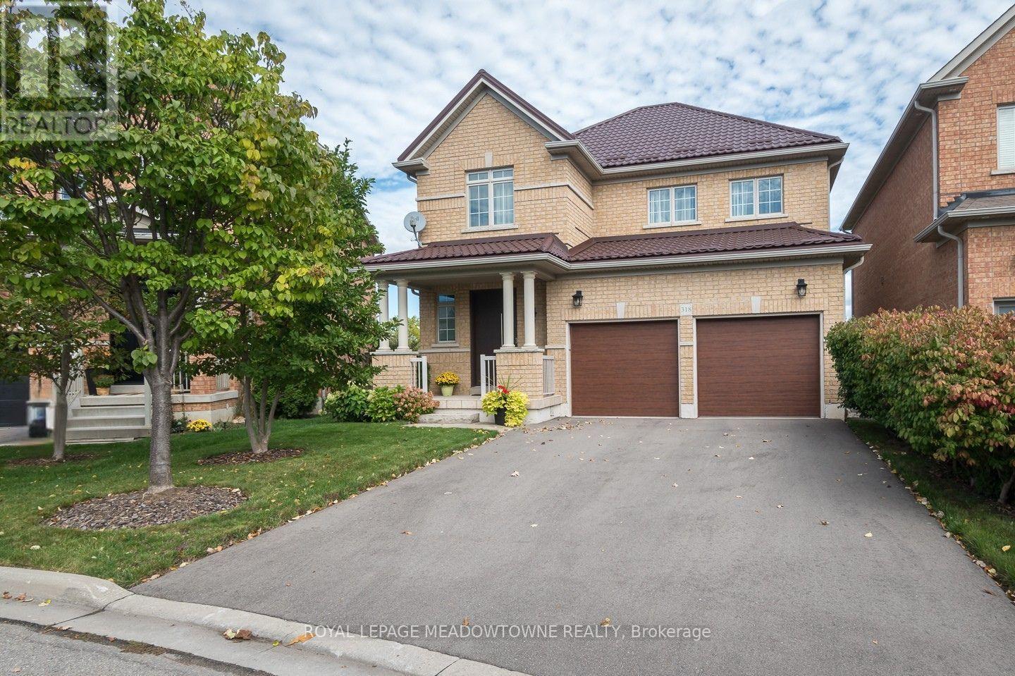 












318 MALBOEUF COURT

,
Milton,




Ontario
L9T7Y5

