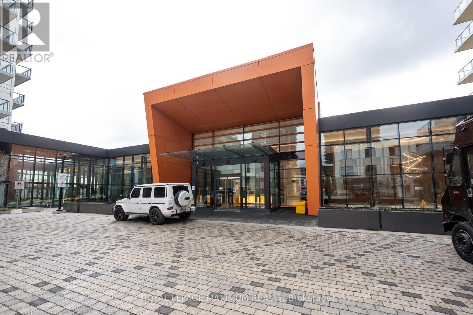 












502 - 95 MCMAHON DRIVE

,
Toronto,




Ontario
M2K0H1

