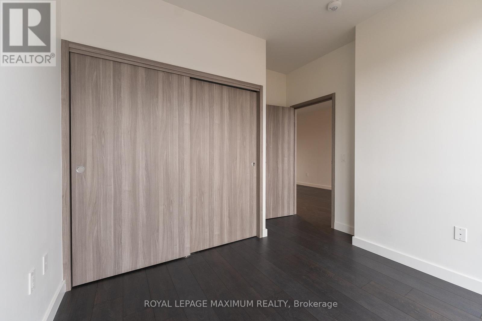 












502 - 95 MCMAHON DRIVE

,
Toronto,




Ontario
M2K0H1

