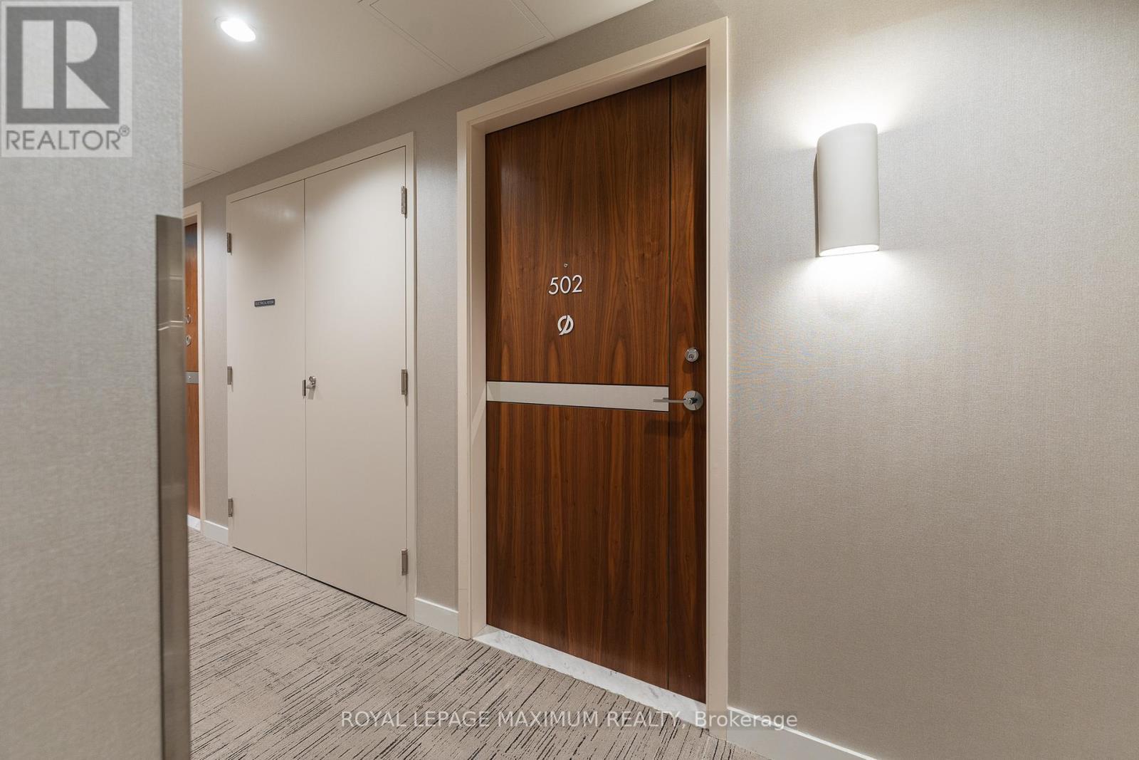 












502 - 95 MCMAHON DRIVE

,
Toronto,




Ontario
M2K0H1

