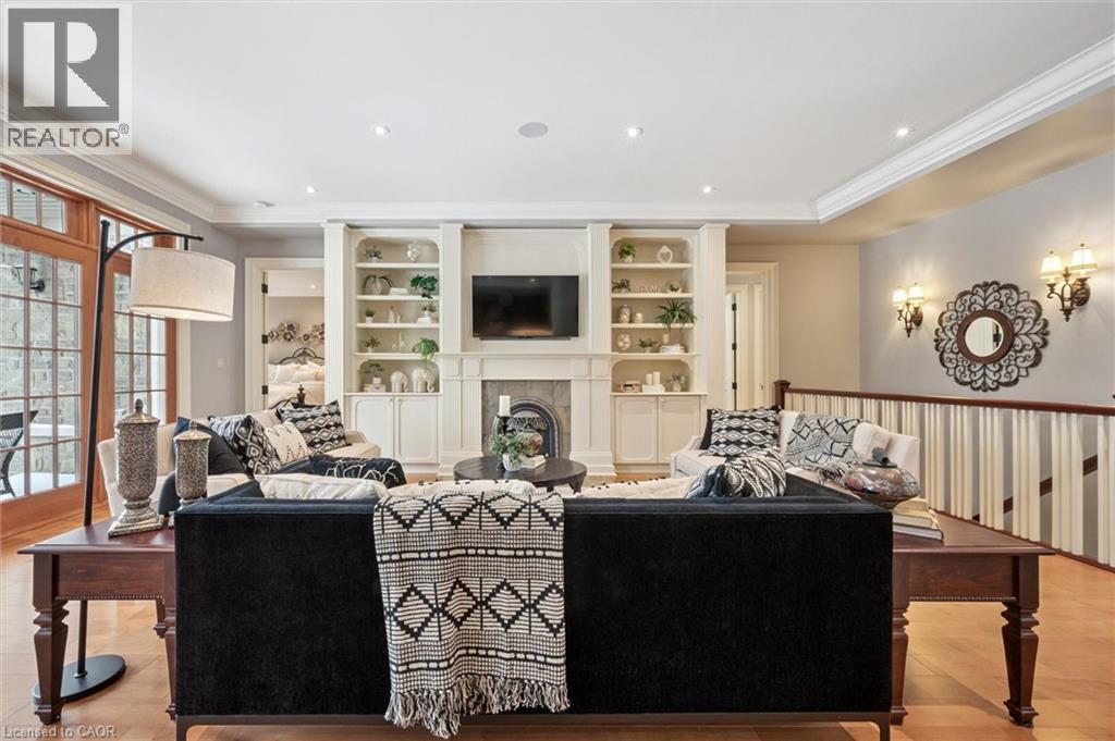 












63 METCALFE Street

,
Guelph,




Ontario
N1E4X7

