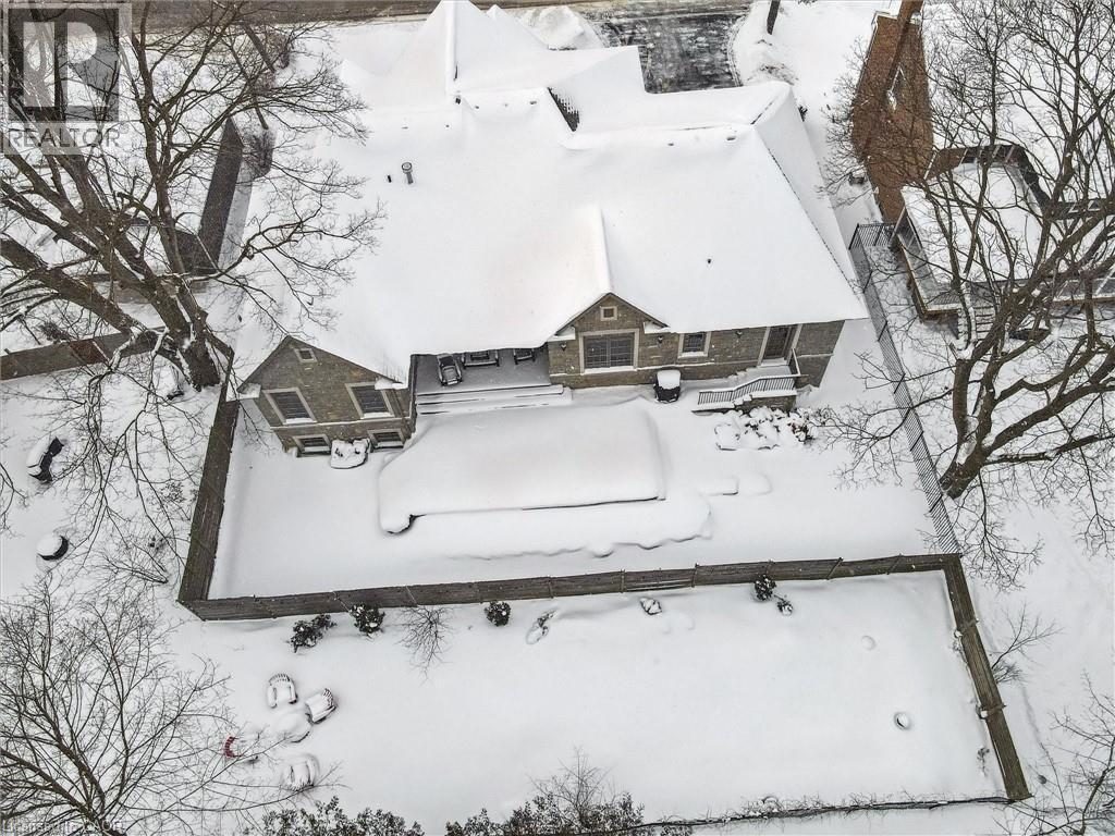 












63 METCALFE Street

,
Guelph,




Ontario
N1E4X7

