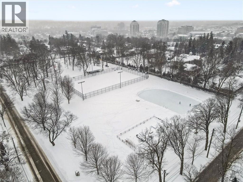 












63 METCALFE Street

,
Guelph,




Ontario
N1E4X7

