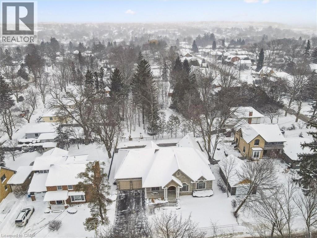 












63 METCALFE Street

,
Guelph,




Ontario
N1E4X7

