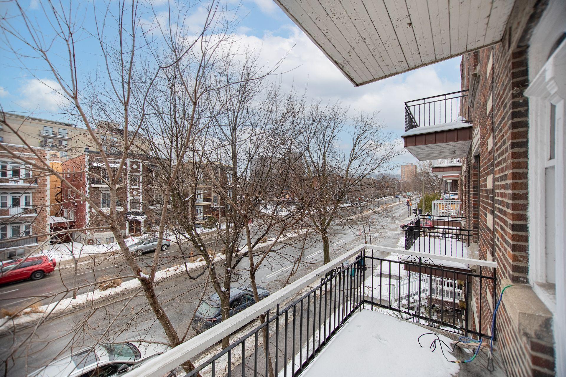 









519


Boul. St-Joseph E.

, 1,
Montréal (Le Plateau-Mont-Royal),




QC
H2J1K1

