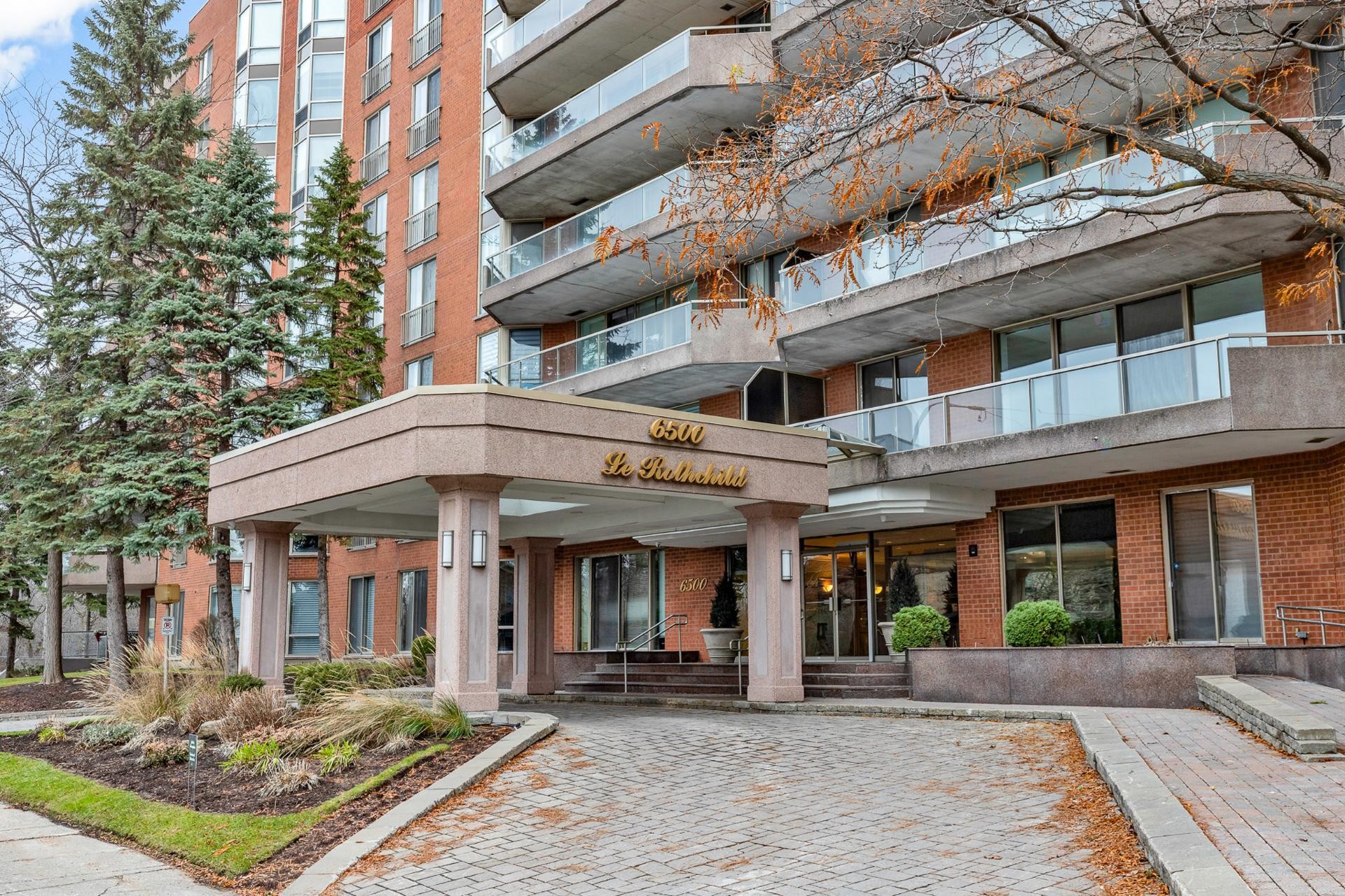 









6500


Ch. Mackle

, 305,
Côte-Saint-Luc,




QC
H4W3G7

