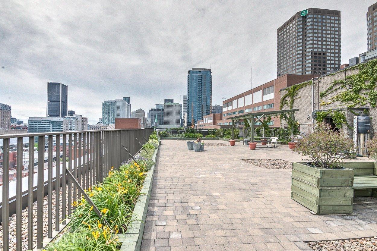 









1081


Rue St-Urbain

, 207,
Montréal (Ville-Marie),




QC
H2Z1K8

